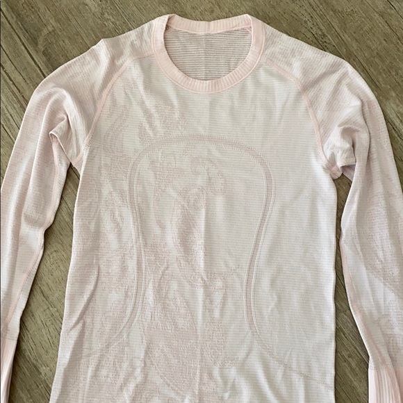 Lululemon Top - Picture 5 of 7